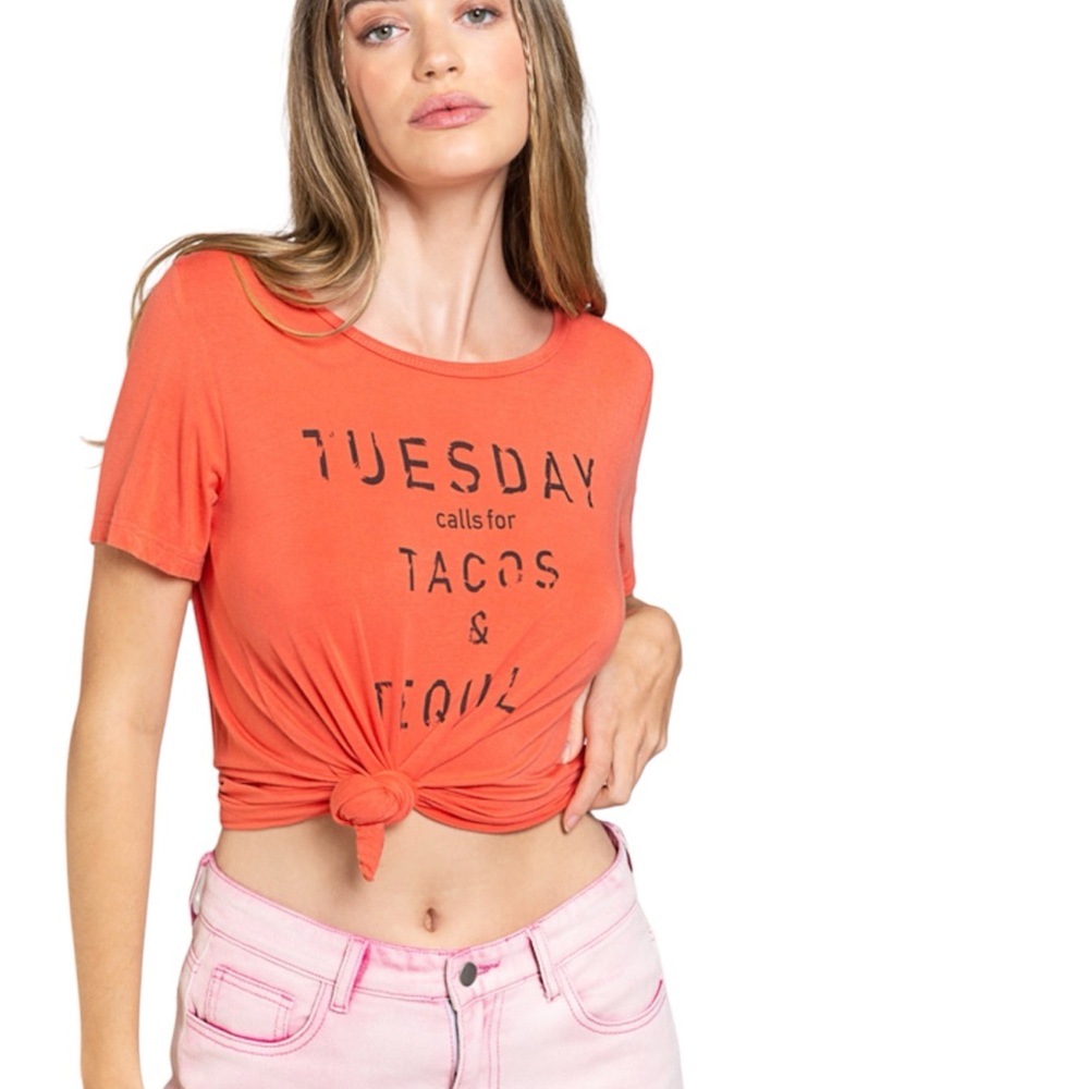 18🌸Curvy Taco Tuesdays Graphic Tee Hot Coral